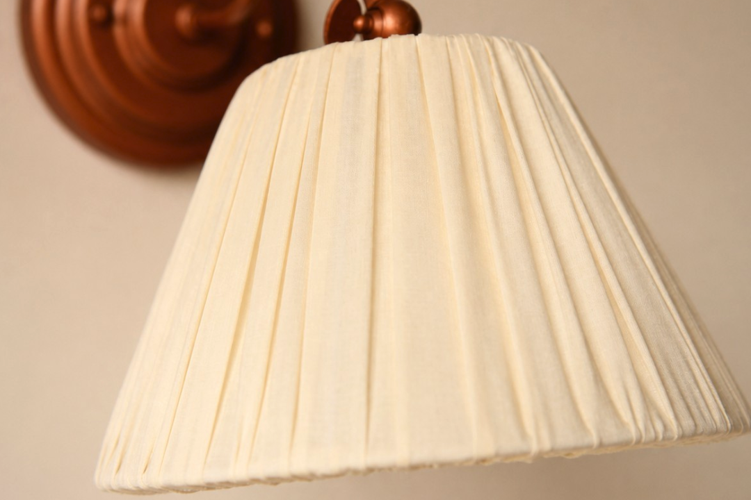 Kleurrijke Franse vintage buitenwandlamp